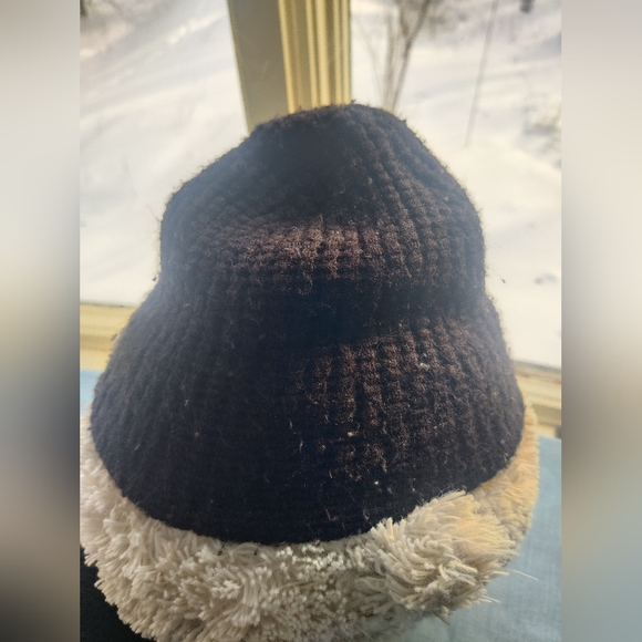 Dakine Dark Knit Beanie - Picture 2 of 5